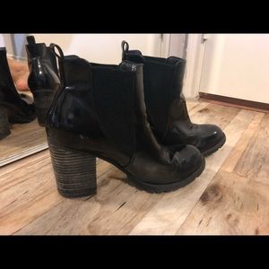 Steve Madden boots